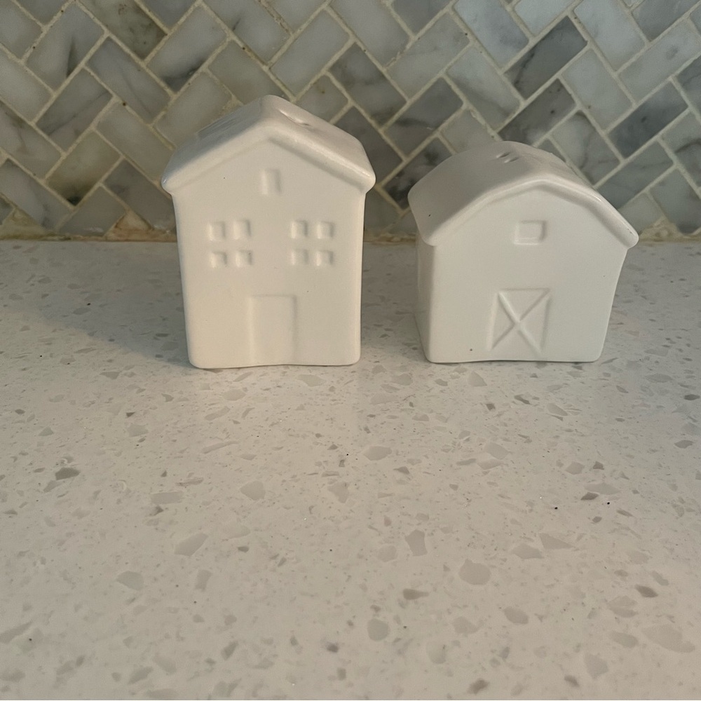 Farmhouse Salt and Pepper Shakers House Barn White Decor Kitchen Homestead
